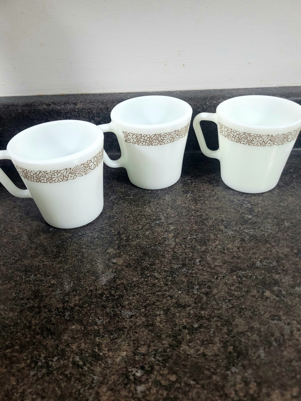 Pyrex Woodland Brown 300ml- Set of 3 Mugs